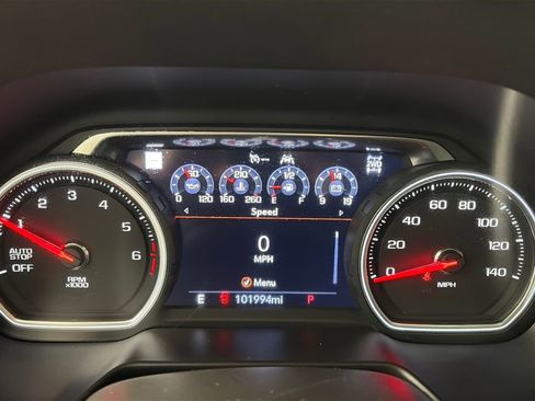 Used 2021 Chevrolet Suburban High Country image 15