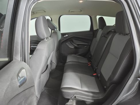 Used 2018 Ford Escape SE w/ SE Sync 3 Package AWD/4WD image 18