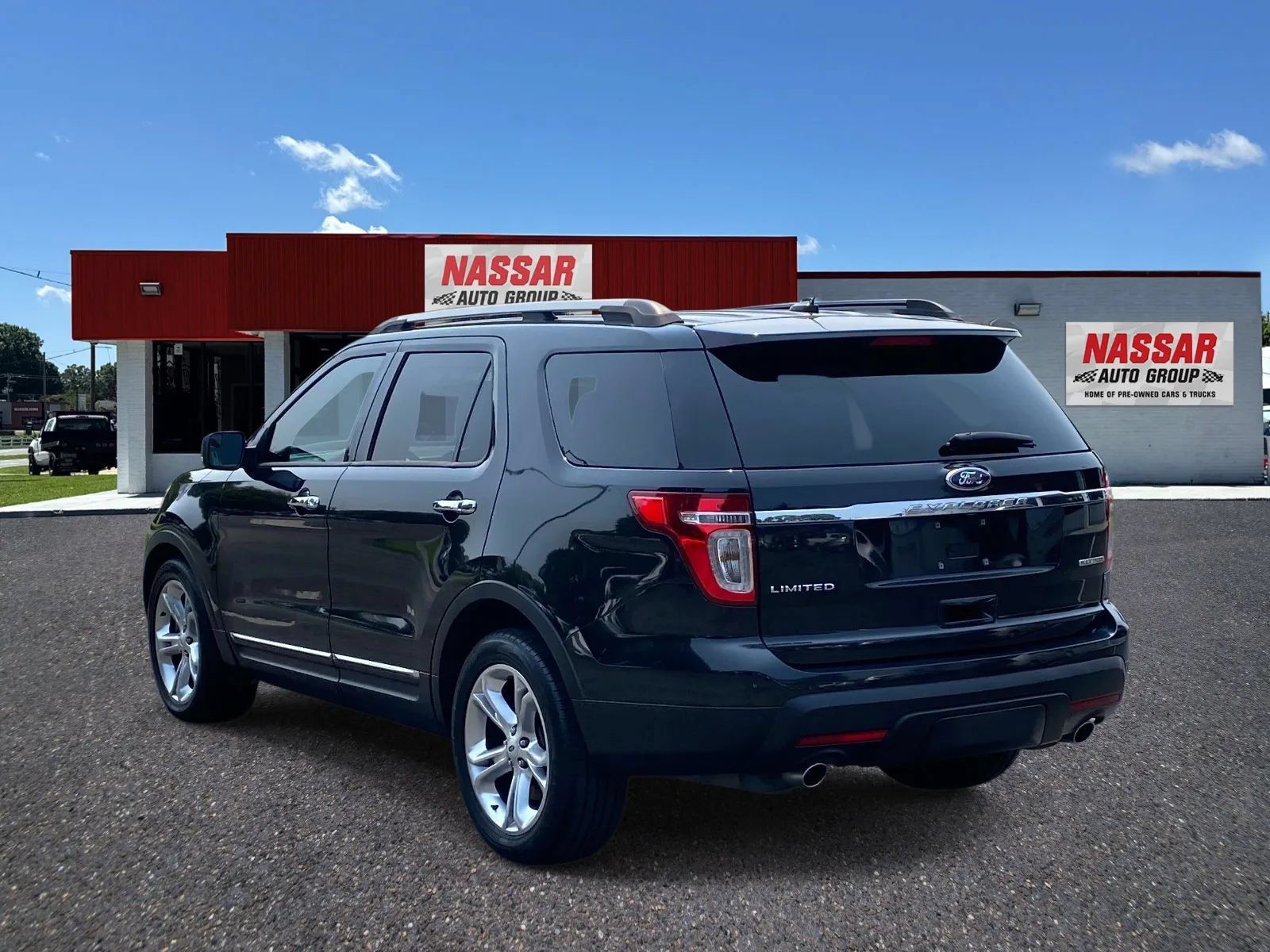 Used 2014 Ford Explorer Limited w/ Equipment Group 301A FWD image 6