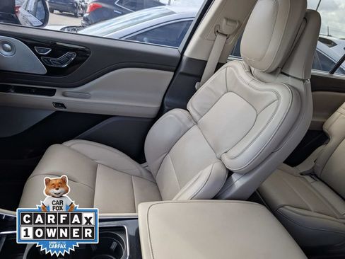 Used 2023 Lincoln Aviator Reserve w/ Equipment Group 201A RWD image 17
