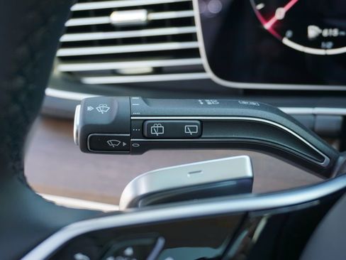 New 2026 Mercedes-Benz GLS 450 4MATIC image 18