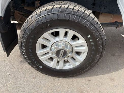 Used 2022 Ford F250 XL w/ Power Equipment Group AWD/4WD image 15