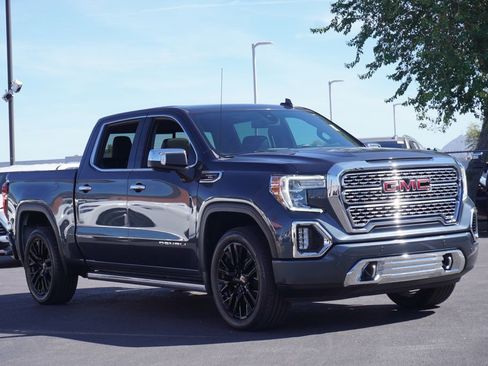 Certified 2022 GMC Sierra 1500 Denali w/ Denali Premium Package image 4