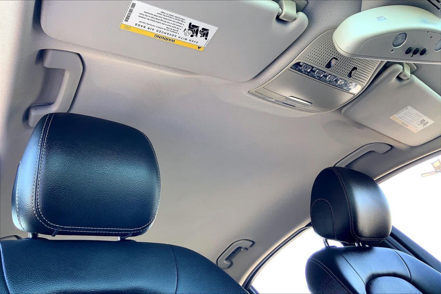 Used 2017 Mercedes-Benz C 300 Sedan image 14