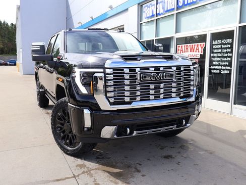 New 2026 GMC Sierra 2500 Denali w/ Denali Reserve Package AWD/4WD image 49