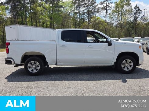 Used 2025 Chevrolet Silverado 1500 LT RWD image 16