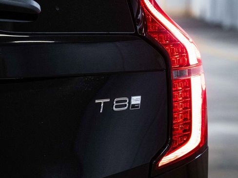 New 2026 Volvo XC90 T8 Plus image 6