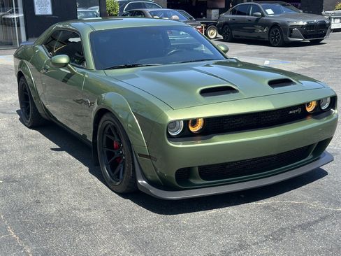 Used 2021 Dodge Challenger SRT Hellcat Redeye RWD image 5