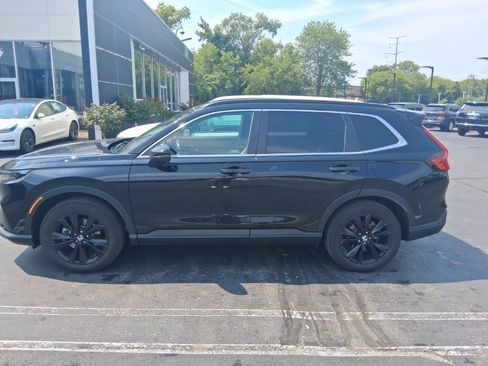 Used 2023 Honda CR-V Sport Touring image 2