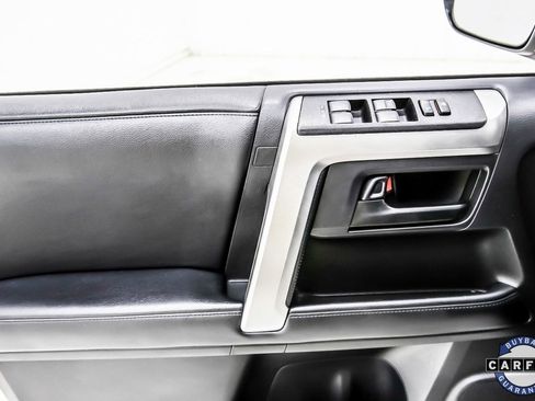 Used 2013 Toyota 4Runner Limited image 23