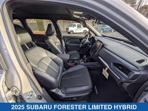 Certified 2025 Subaru Forester Limited image 38