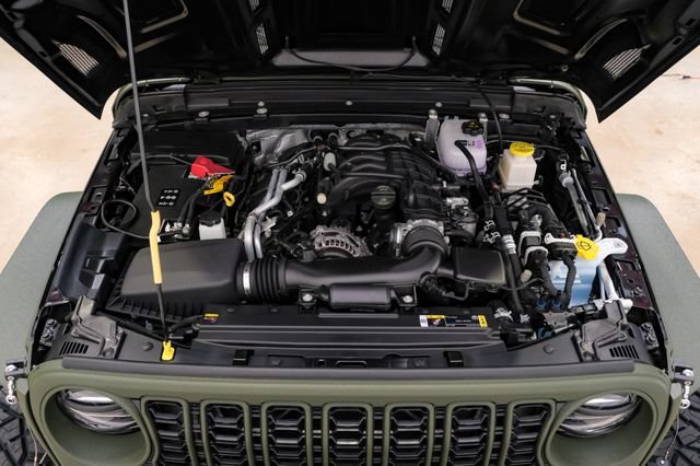 Used 2025 Jeep Gladiator Sport AWD/4WD image 82