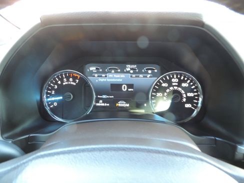 Used 2018 Ford F150 King Ranch w/ Equipment Group 601A Luxury image 8