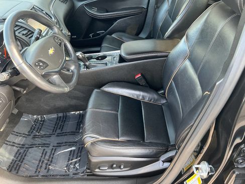 Used 2018 Chevrolet Impala Premier FWD image 18