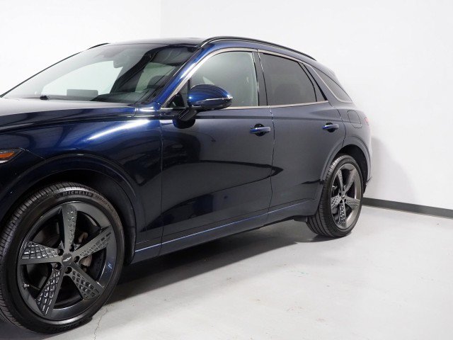 Used 2022 Genesis GV70 AWD 2.5T Sport Prestige w/ Sport Prestige Package image 65