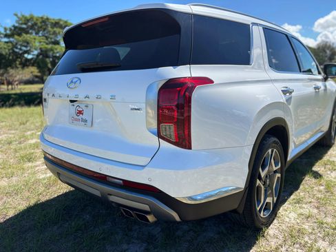 Used 2023 Hyundai Palisade Limited w/ Cargo Package image 35