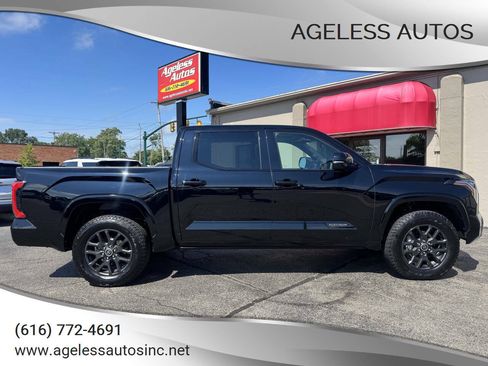 Used 2023 Toyota Tundra Platinum AWD/4WD image 1