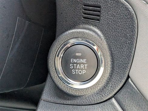 Used 2025 Subaru Outback Onyx Edition image 26