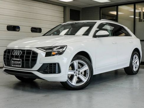 Used 2020 Audi Q8 Premium AWD/4WD image 2