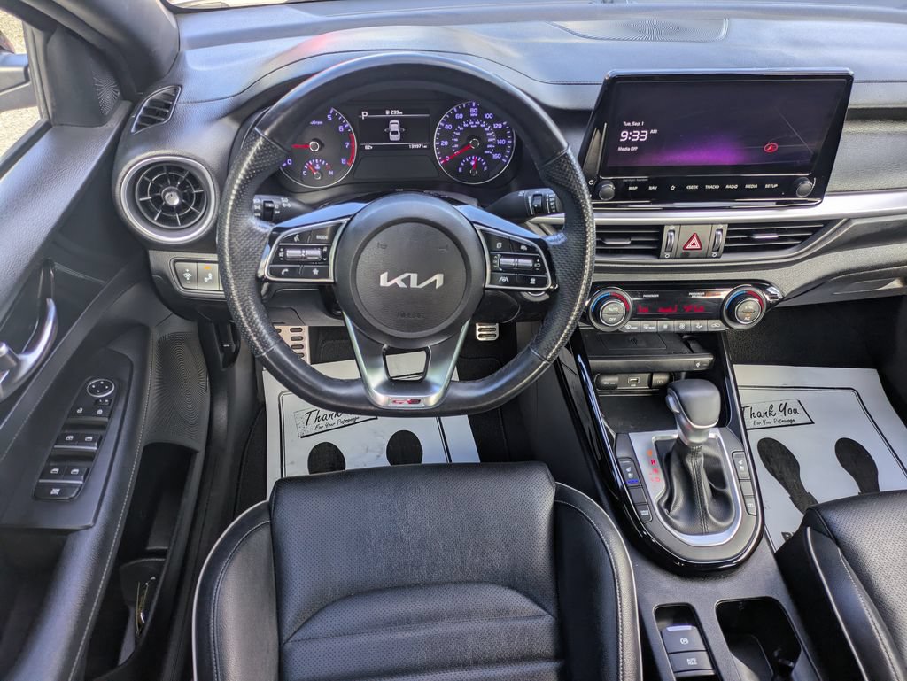 Used 2023 Kia Forte GT-Line w/ GT-Line Premium Package FWD image 14