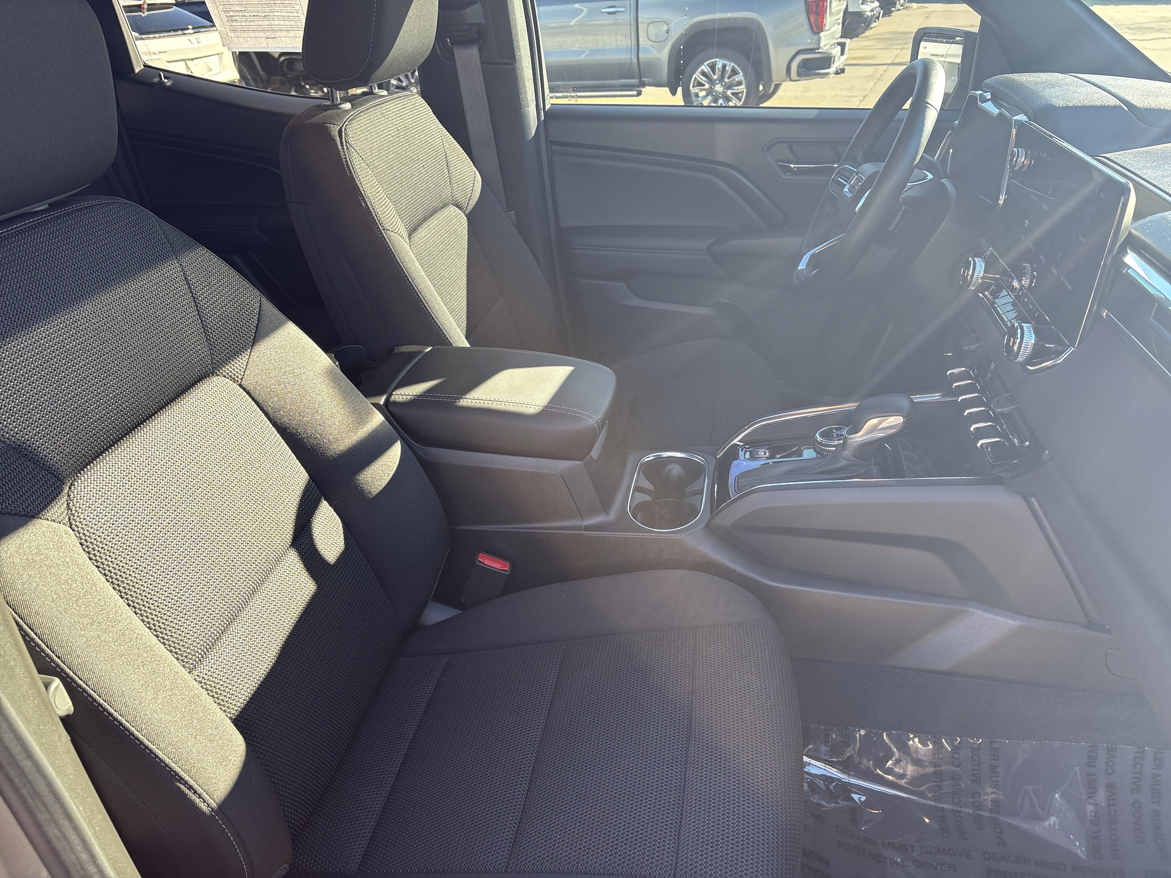 Used 2025 GMC Canyon Elevation w/ Convenience Package AWD/4WD image 18