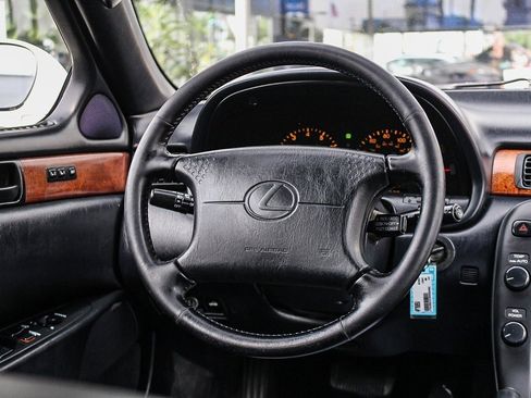 Used 1995 Lexus SC 300 Coupe image 13