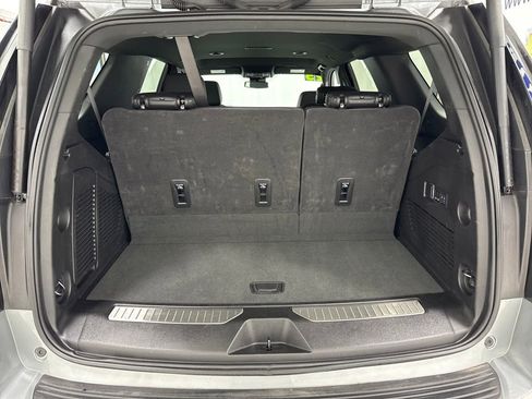 Used 2025 GMC Yukon Denali image 16