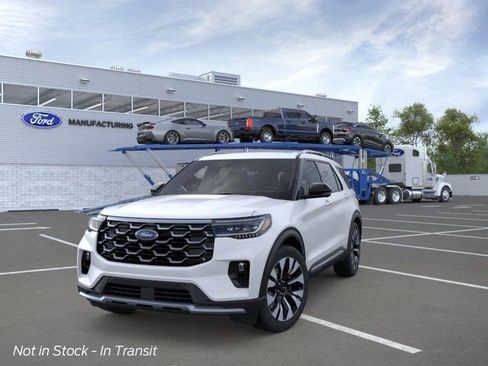 New 2026 Ford Explorer Platinum AWD/4WD image 2