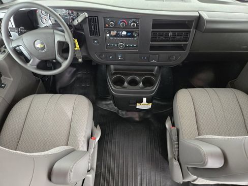 New 2026 Chevrolet Express 2500 w/ Communications Package RWD image 28