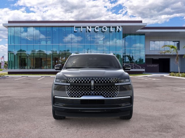 New 2026 Lincoln Navigator Premiere AWD/4WD image 6
