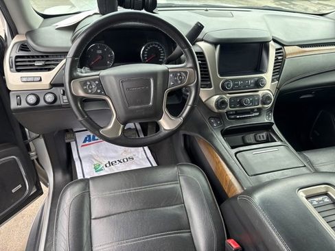 Used 2020 GMC Yukon XL Denali image 16
