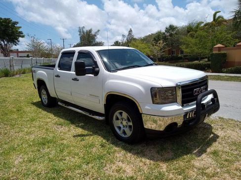 Used 2010 GMC Sierra 1500 SLE w/ Power Pack Plus image 1