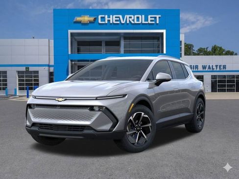 New 2026 Chevrolet Equinox EV LT AWD/4WD image 7