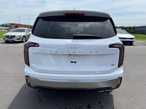 Used 2025 Kia Telluride EX w/ EX Captain's Chair Package AWD/4WD image 7