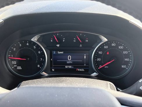 Used 2019 Chevrolet Equinox LT FWD image 8