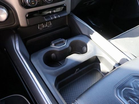 Used 2024 RAM 1500 Laramie image 39