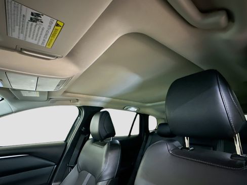 Used 2025 MAZDA CX-50 AWD 2.5 S w/ Premium Package image 27