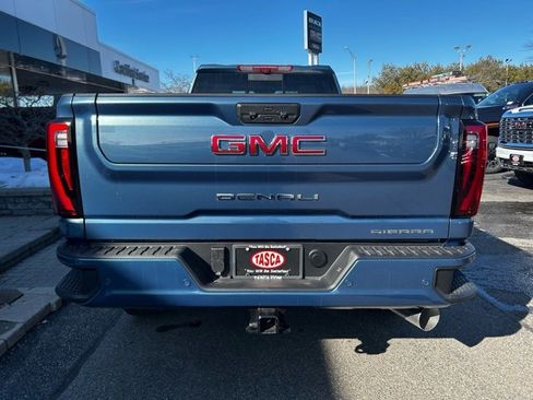 New 2025 GMC Sierra 2500 Denali w/ Denali Reserve Package image 6