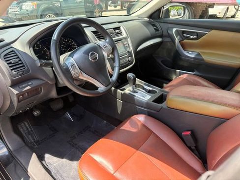 Used 2016 Nissan Altima 2.5 SR FWD image 9