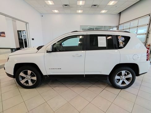 Used 2016 Jeep Compass High Altitude AWD/4WD image 6