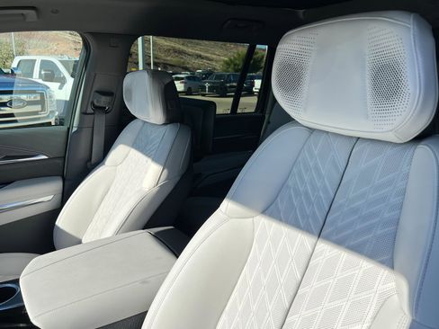 New 2026 Cadillac Escalade IQL Luxury image 17