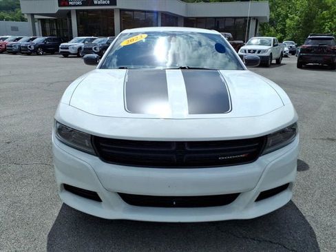 Used 2023 Dodge Charger SXT RWD image 14