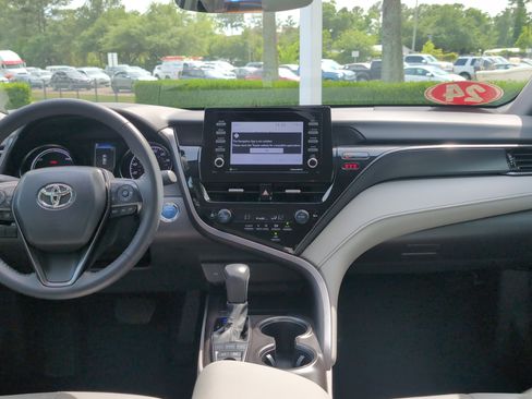 Certified 2024 Toyota Camry SE FWD image 29