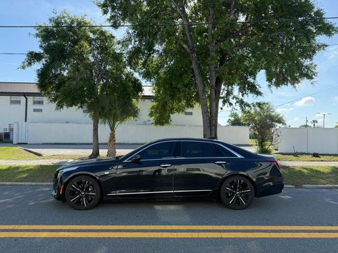 Used 2017 Cadillac CT6 Platinum AWD/4WD image 4