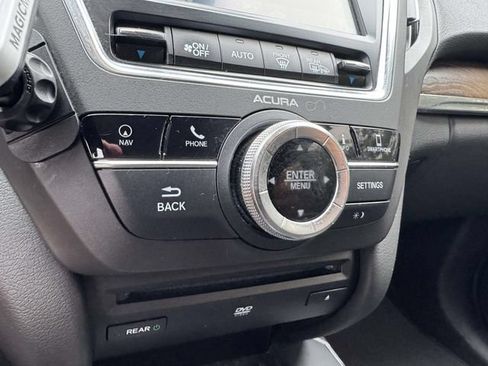 Used 2019 Acura MDX w/ Technology & Entertainment AWD/4WD image 32