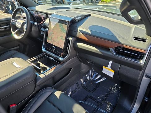 New 2026 GMC Yukon Denali AWD/4WD image 29