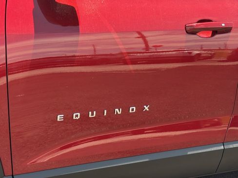 New 2026 Chevrolet Equinox LT w/ Safety and Technology Package FWD image 23