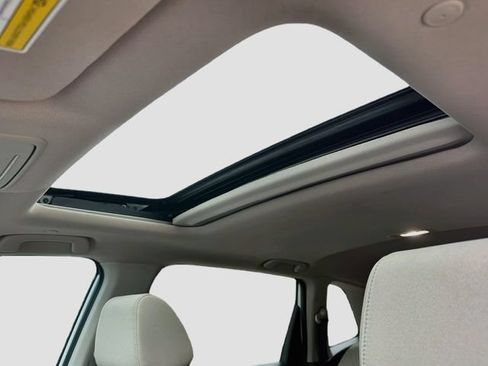 Used 2023 Honda CR-V EX image 25