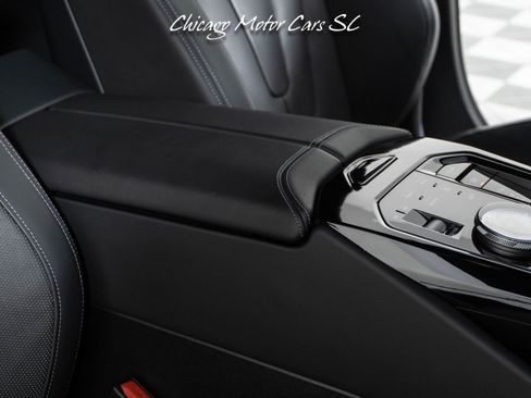 Used 2025 BMW M5 w/ Carbon Package AWD/4WD image 44