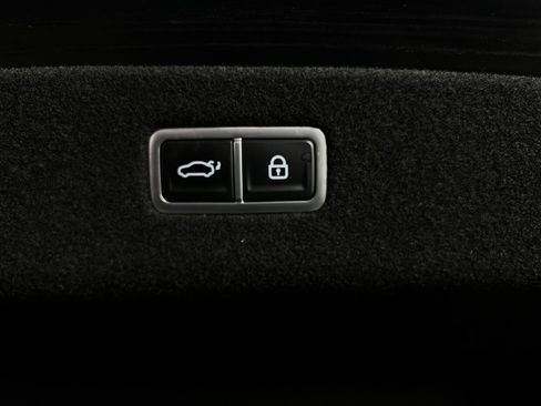 Used 2023 Genesis G90 3.5T image 31